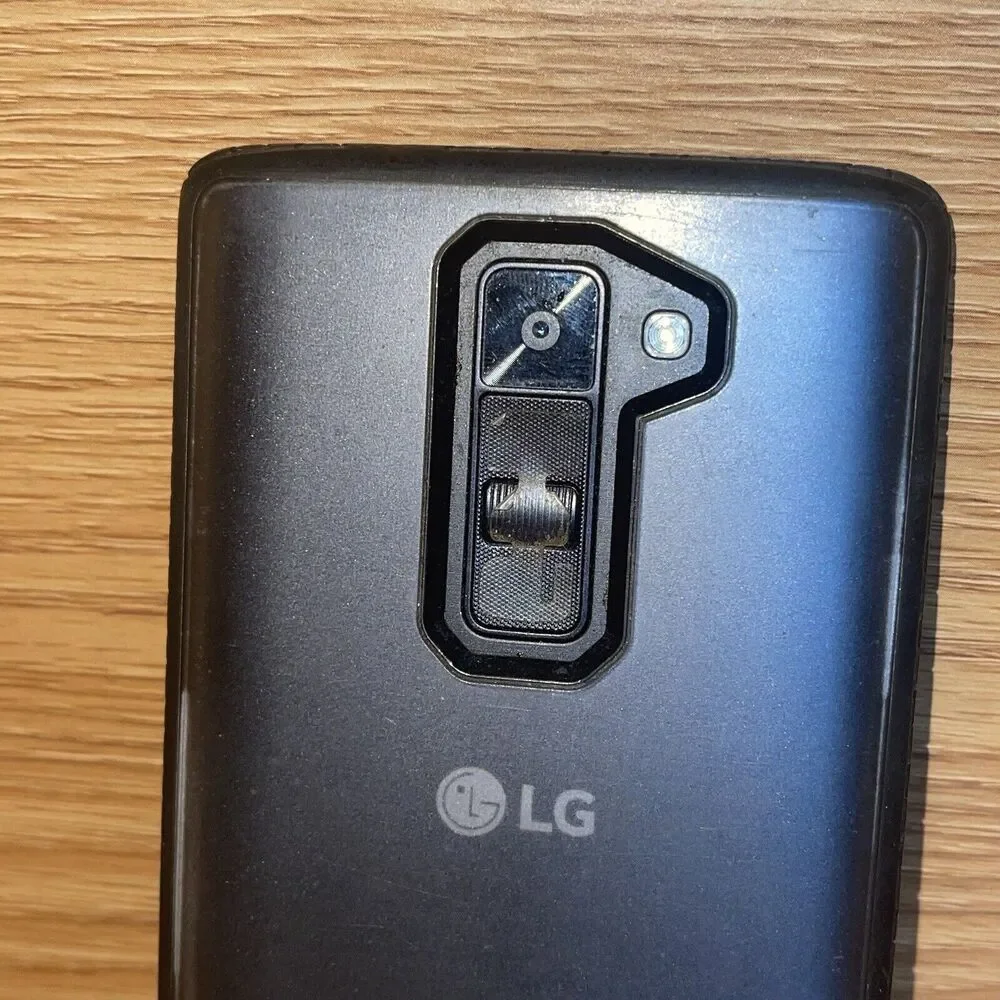 LG K8 2017 16GB - Android Smartphone - Model RS500